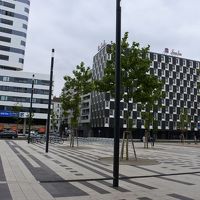 中央駅鉄道ホーム東端からすぐ