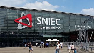 地下鉄２号線の龍陽路からも１５分ほどでアクセス可能です。