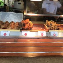 日本と同じようなものを売っていました