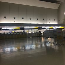 3階スカイマークエアラインチェックインカウンター