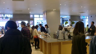 ブルーボトルの新宿店