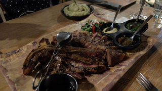 クリフォーズ グリル ＆ ラウンジ