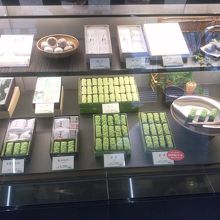 店内の展示品です