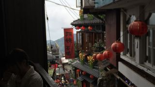 さすがに人が多い