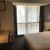 窓ありの部屋にしました