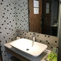 入口ドアからすぐが洗面所って斬新