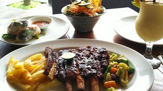 スペアリブが美味しい