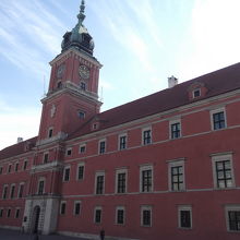 日曜日は激混みだが無料は魅力