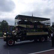 ゆっくり車上から園内を楽しむ