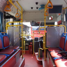 とても綺麗なエクスプレスバスの車内