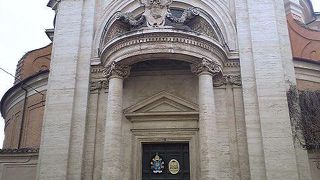 大理石が美しい教会