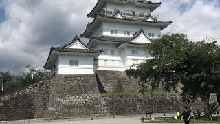 天守閣から相模湾