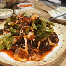 冷たい麺と一緒に食べるのが韓国風