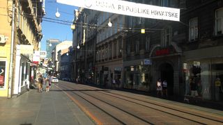 ショッピングストリート