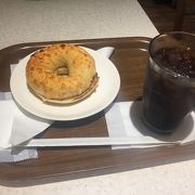 武蔵小杉駅にあるベーグルチェーン店！