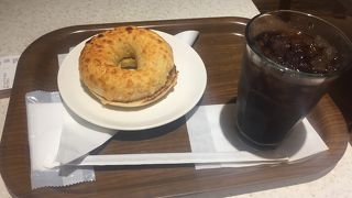 武蔵小杉駅にあるベーグルチェーン店！