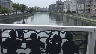 欄干が阿波おどり