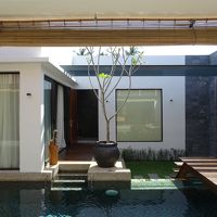 リビングからベッドルーム方面を眺めたところ