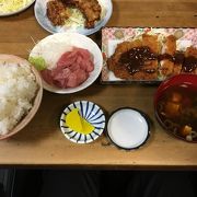 コスパよろしの味噌カツ+αランチ