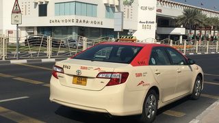 ドバイのタクシーは安全・安心で快適！