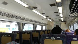これの関連列車である山梨富士をめぐる新宿駅の職員の対応は日本の恥