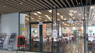 明治大学 中野キャンパス学生食堂