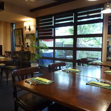 隠れ家のようなお店