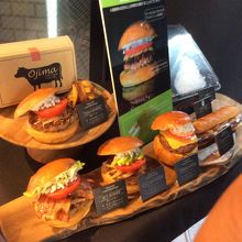 手作りハンバーガー！パッケージのおしゃれですよ