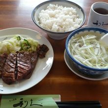 牛たん炭焼き 利久 名取店