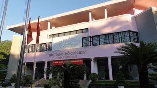 ホーチミン主席の博物館