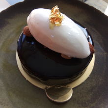 チョコレートのケーキ