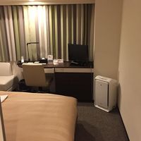 ドアを開けて入った様子です