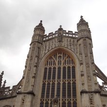 梯子を登る天使たち。