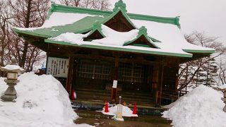 ひっそりとある