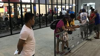 入国審査～タクシー