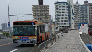 江の島に架かる２つの橋