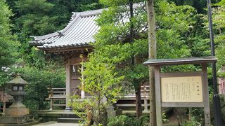 辺津宮奉安殿の隣にあるミニ神社