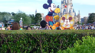 お昼もパレード