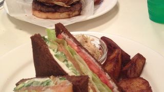 接客も味も最高