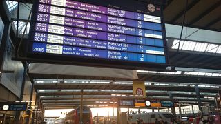 大きくてまわりやすい駅です