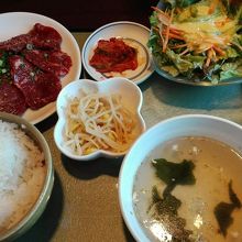 厚切りハラミ定食