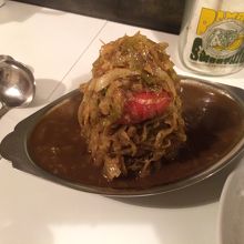 中からトマトが出て来た