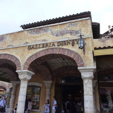 雰囲気にひきこまれる