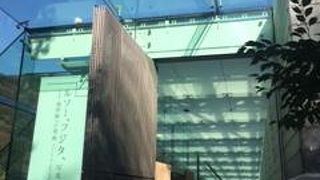 おしゃれな建物