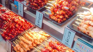 いつでも行列しています!　でも並んででも買いたい、名古屋コーチンの鶏惣菜のお店