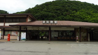 「ＳＬやまぐち号」の終着駅です