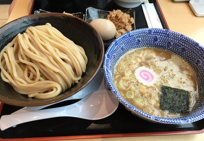 六厘舎 羽田空港店