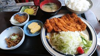 盛り、栄養のバランスともに良い