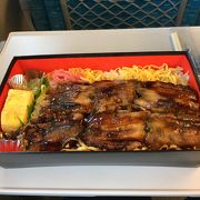 ＝ミラノ＝ 美味しいアナゴ弁当