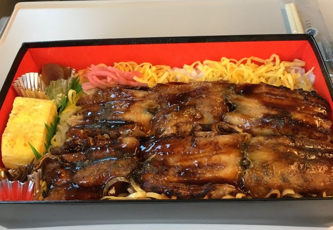 ＝ミラノ＝ 美味しいアナゴ弁当